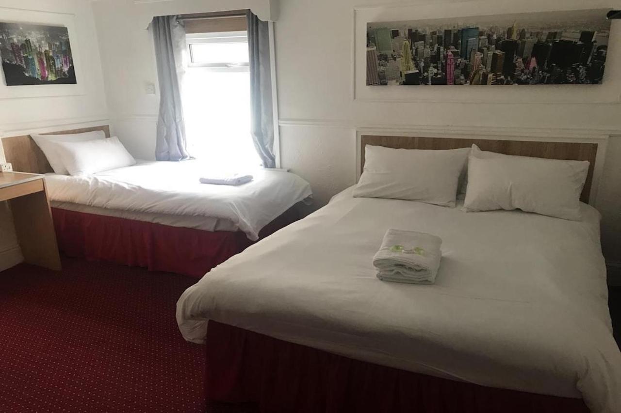 OYO Maggie Jones Guest House Cardiff Esterno foto