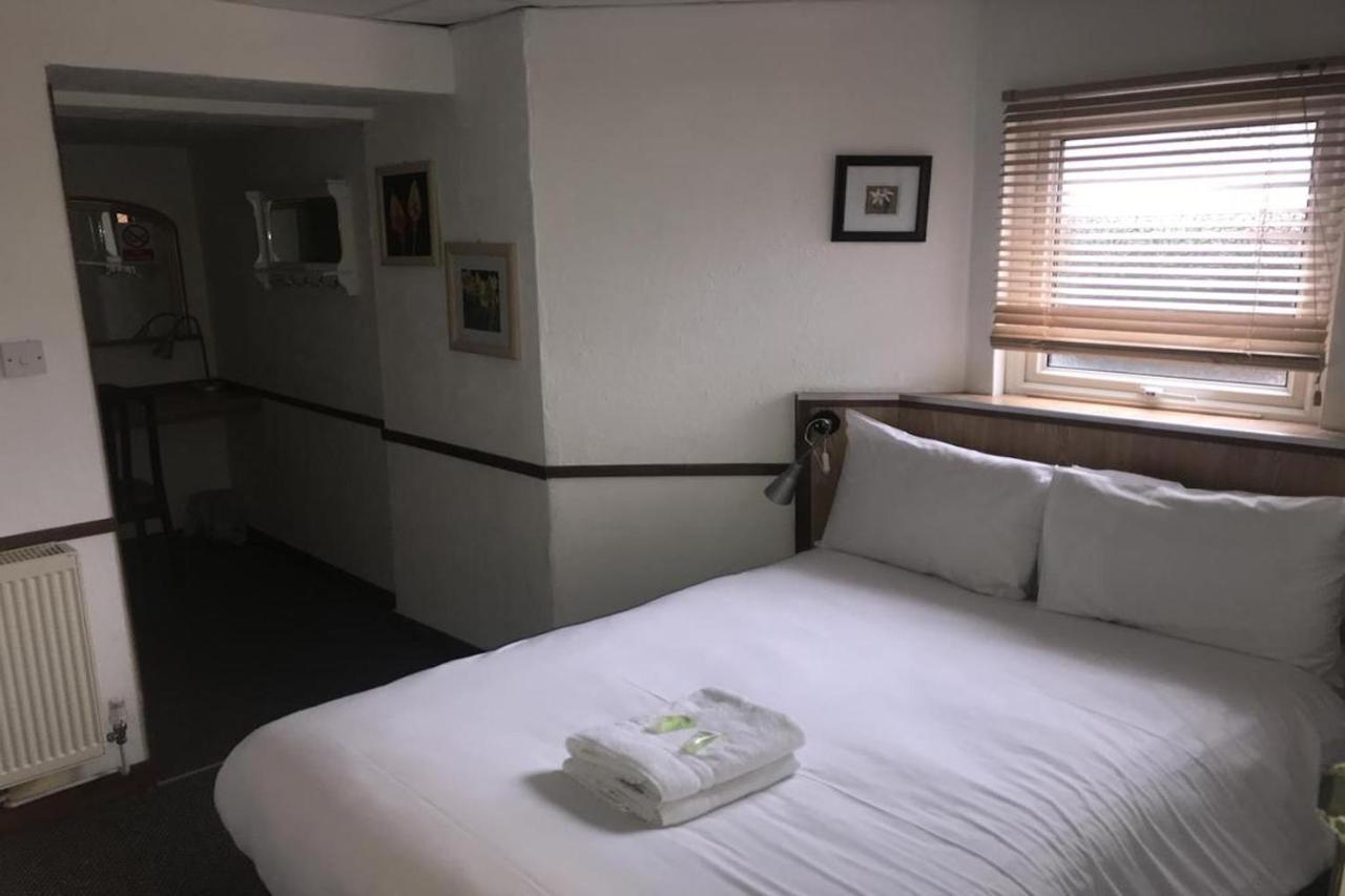 OYO Maggie Jones Guest House Cardiff Esterno foto